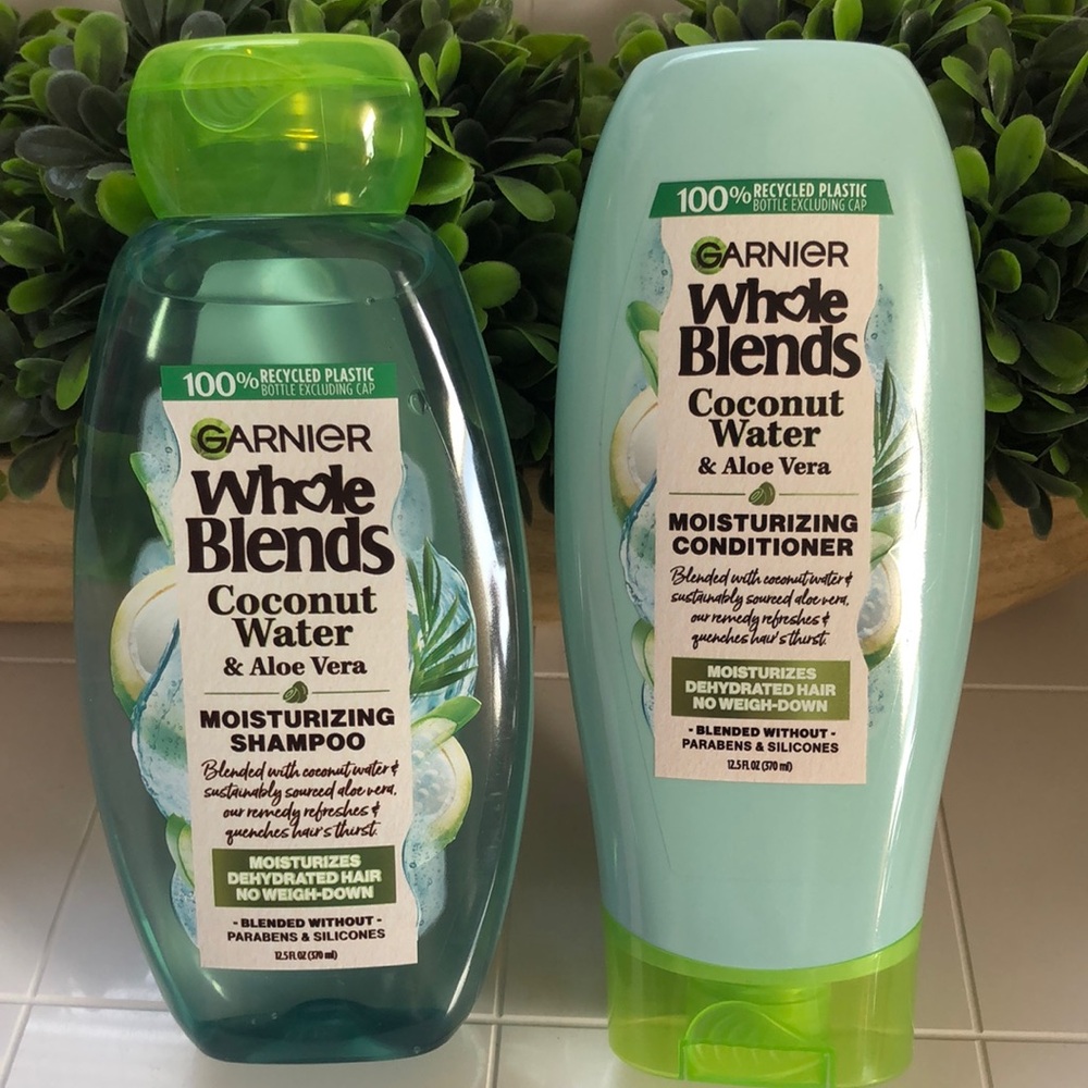 Garnier Whole Blends Coconut Water Shampoo and Conditioner Set